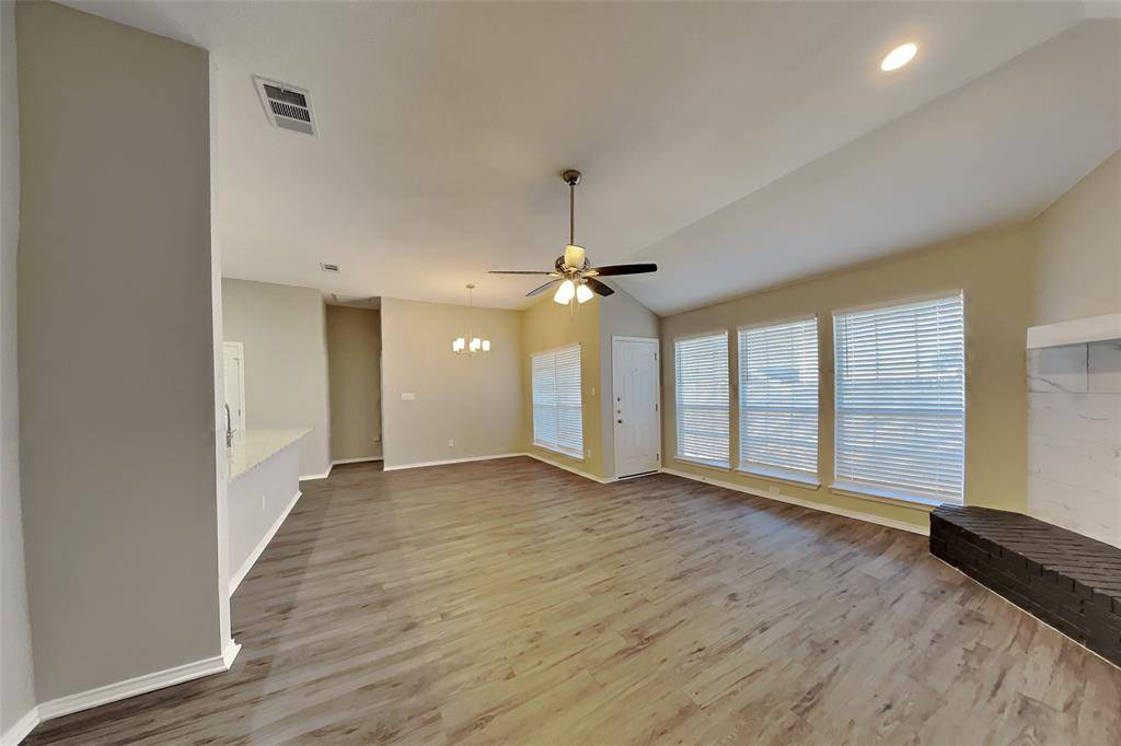 Arlington, TX 76002,6711 Pax Court