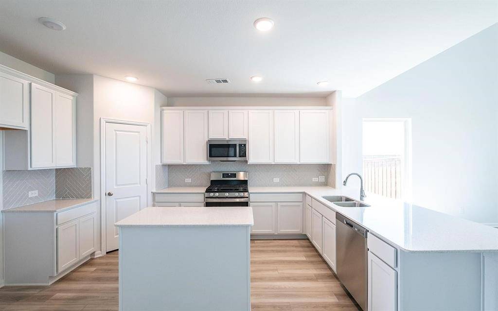 Celina, TX 75009,16905 Flagstone Drive