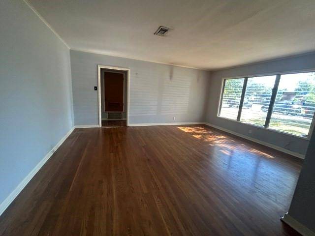 Victoria, TX 77901,2014 E Mimosa Avenue