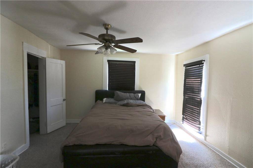 Waxahachie, TX 75165,413 W FRANKLIN Street #3