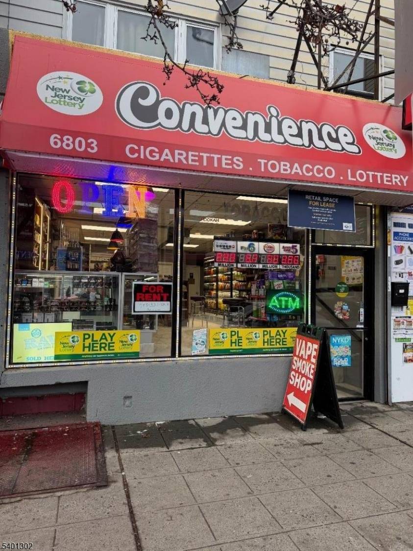 Guttenberg Town, NJ 07093,6803 Bergenline Ave