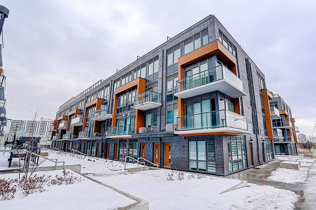 Toronto C13, ON M3A 0B2,71 Curlew DR #92