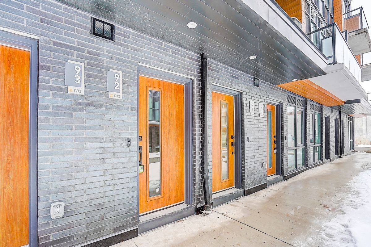 Toronto C13, ON M3A 0B2,71 Curlew DR #92