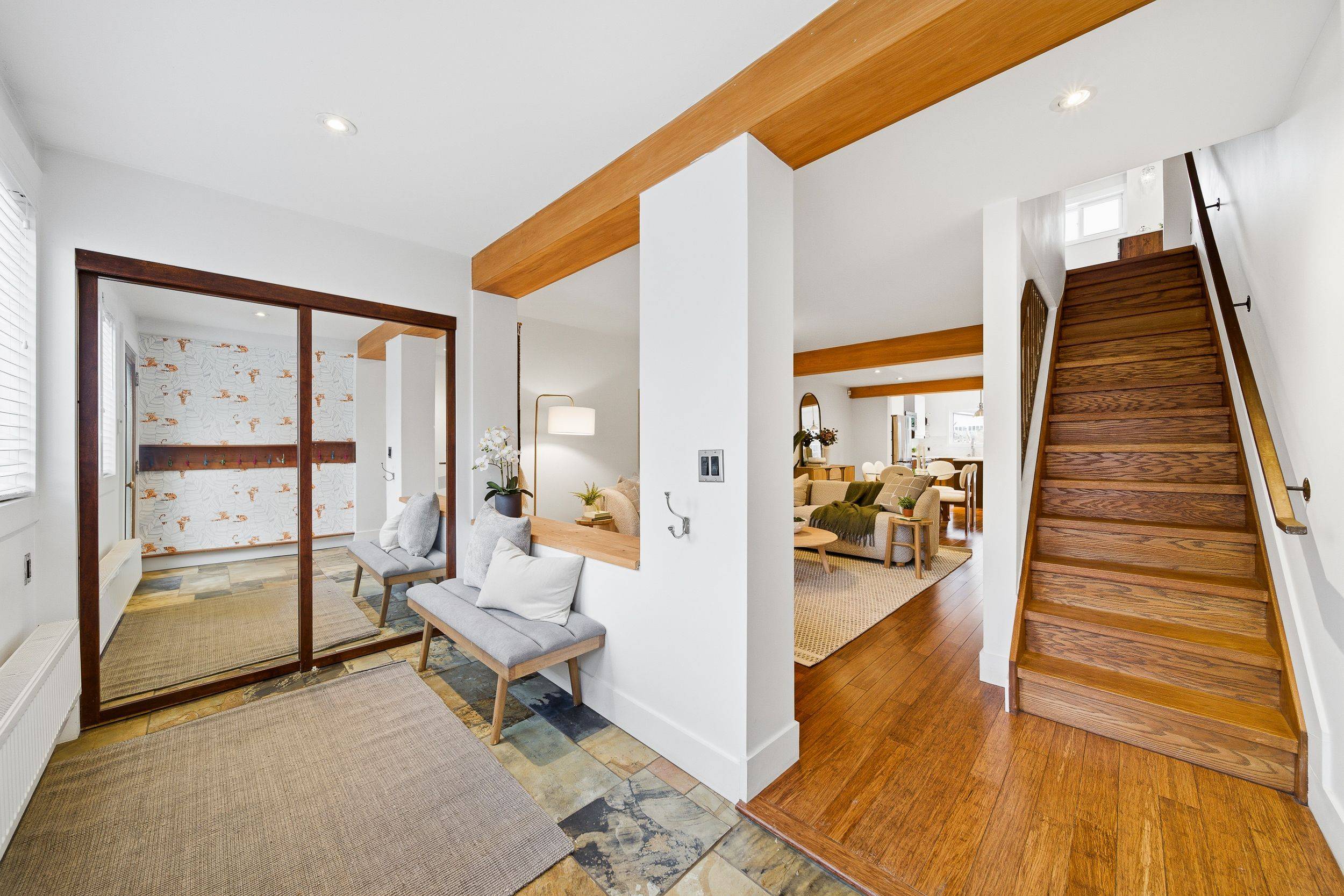 Toronto E03, ON M4K 3A4,56 Arundel AVE