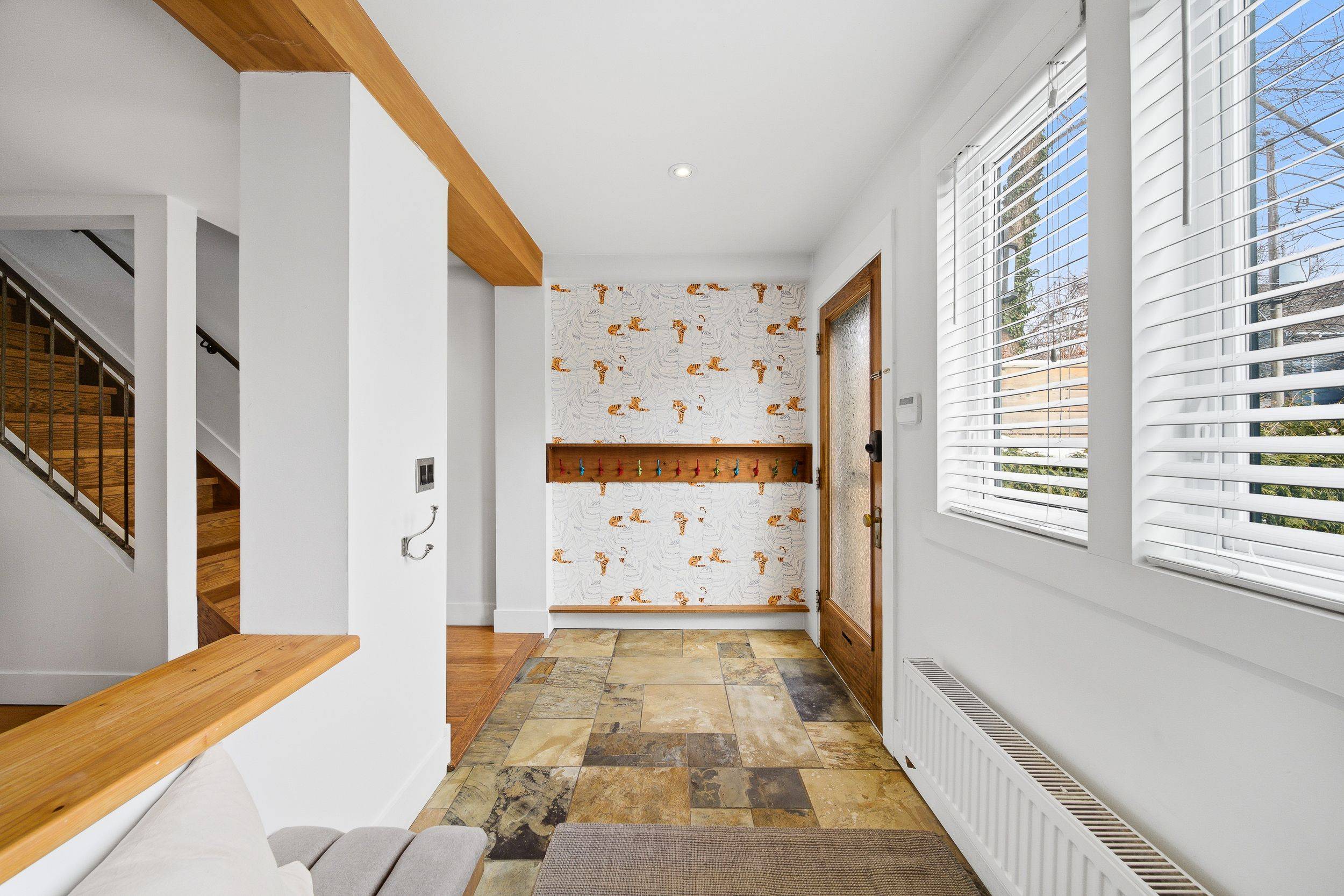 Toronto E03, ON M4K 3A4,56 Arundel AVE