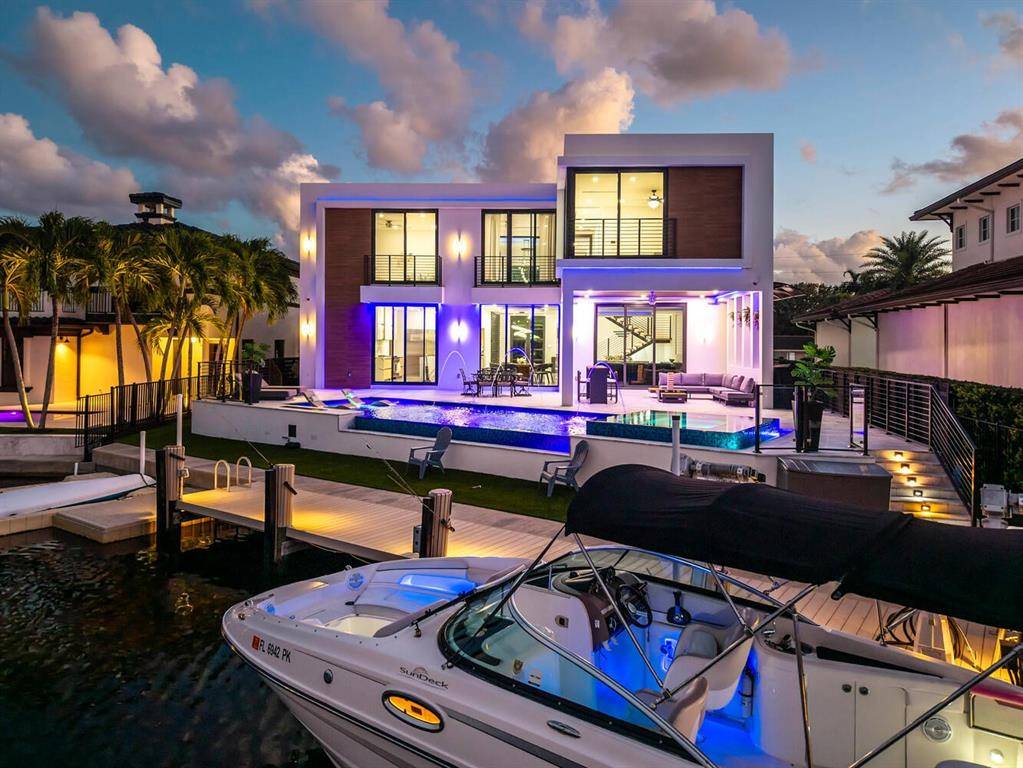 Lighthouse Point, FL 33064,2581 NE 50th St