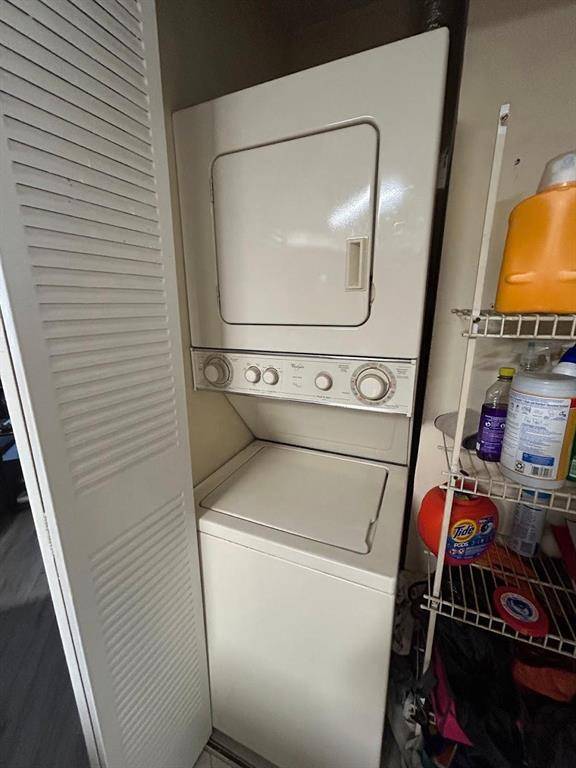 Fort Lauderdale, FL 33315,2445 SW 18th Ter #103