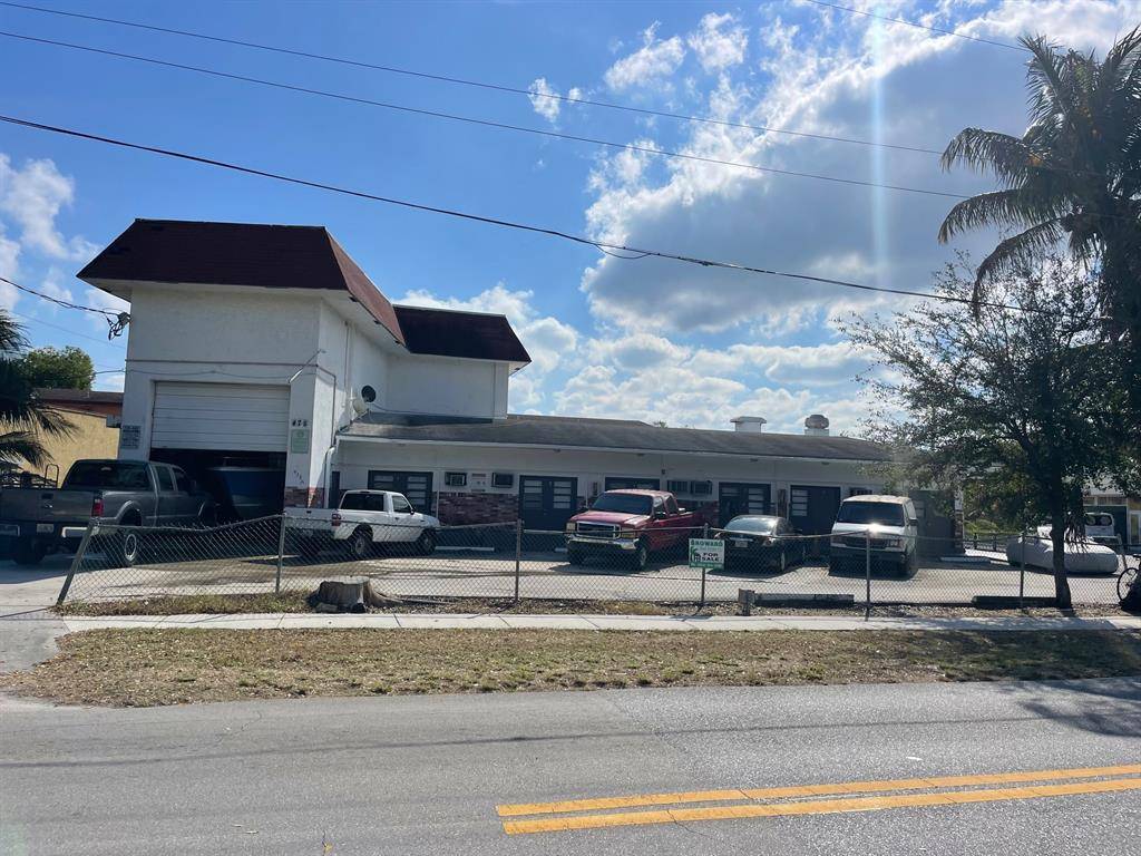 Dania Beach, FL 33004,475 W Dania Beach Blvd