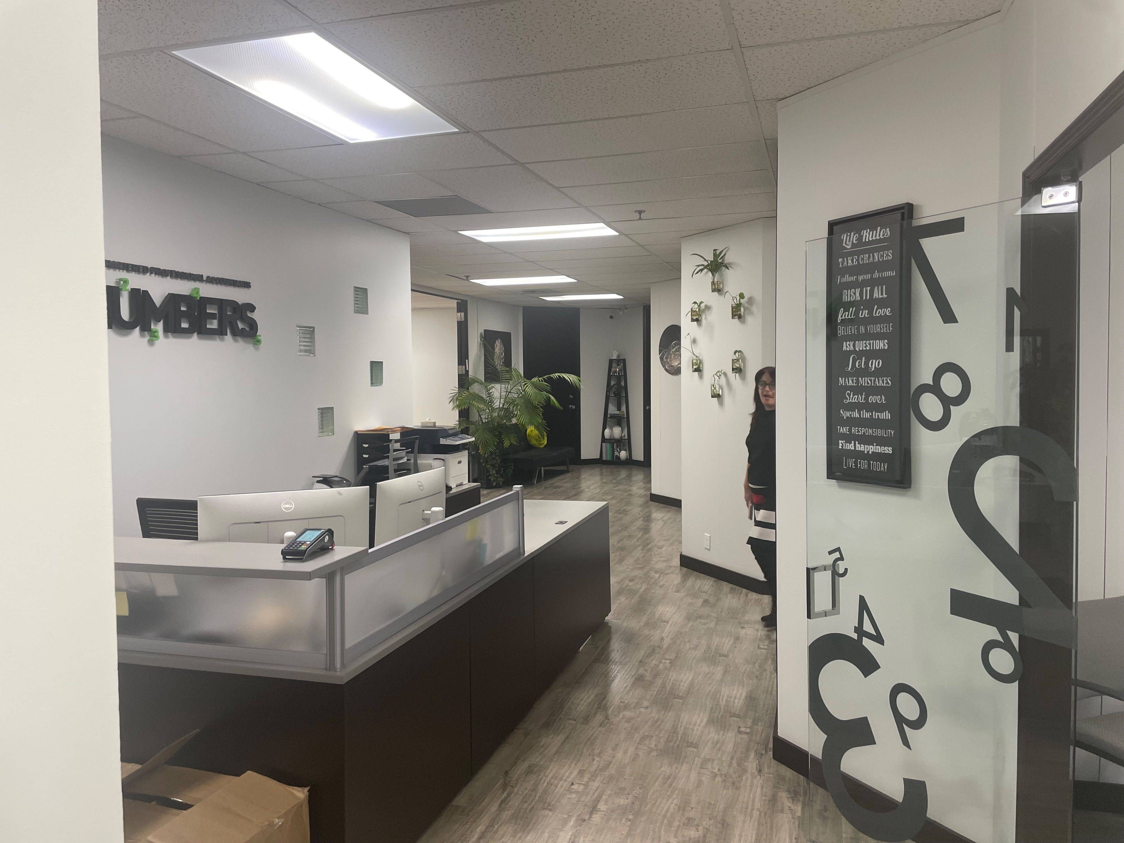 Richmond Hill, ON L4B 1K4,65 Beaver Creek RD #106