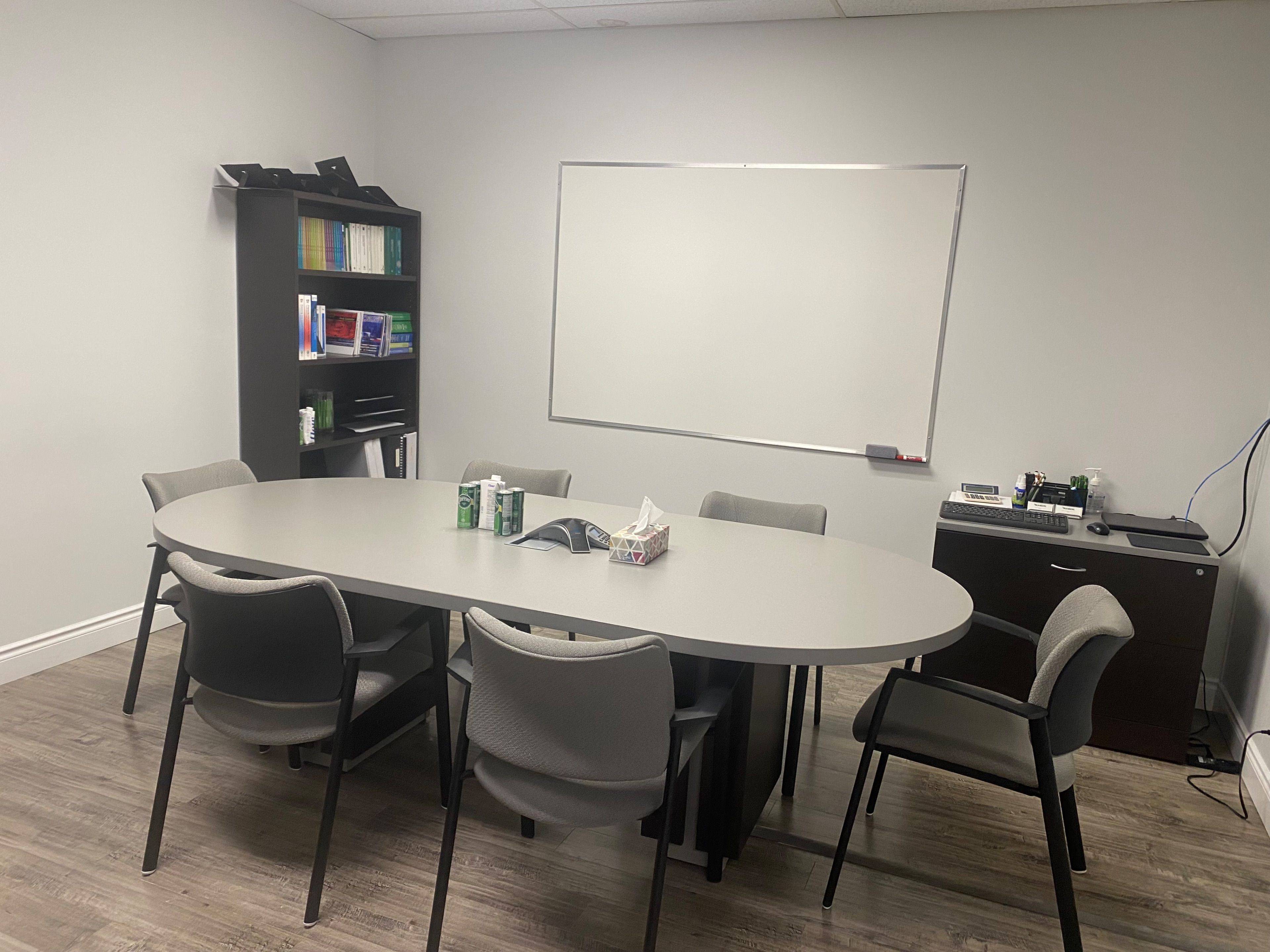 Richmond Hill, ON L4B 1K4,65 Beaver Creek RD #106