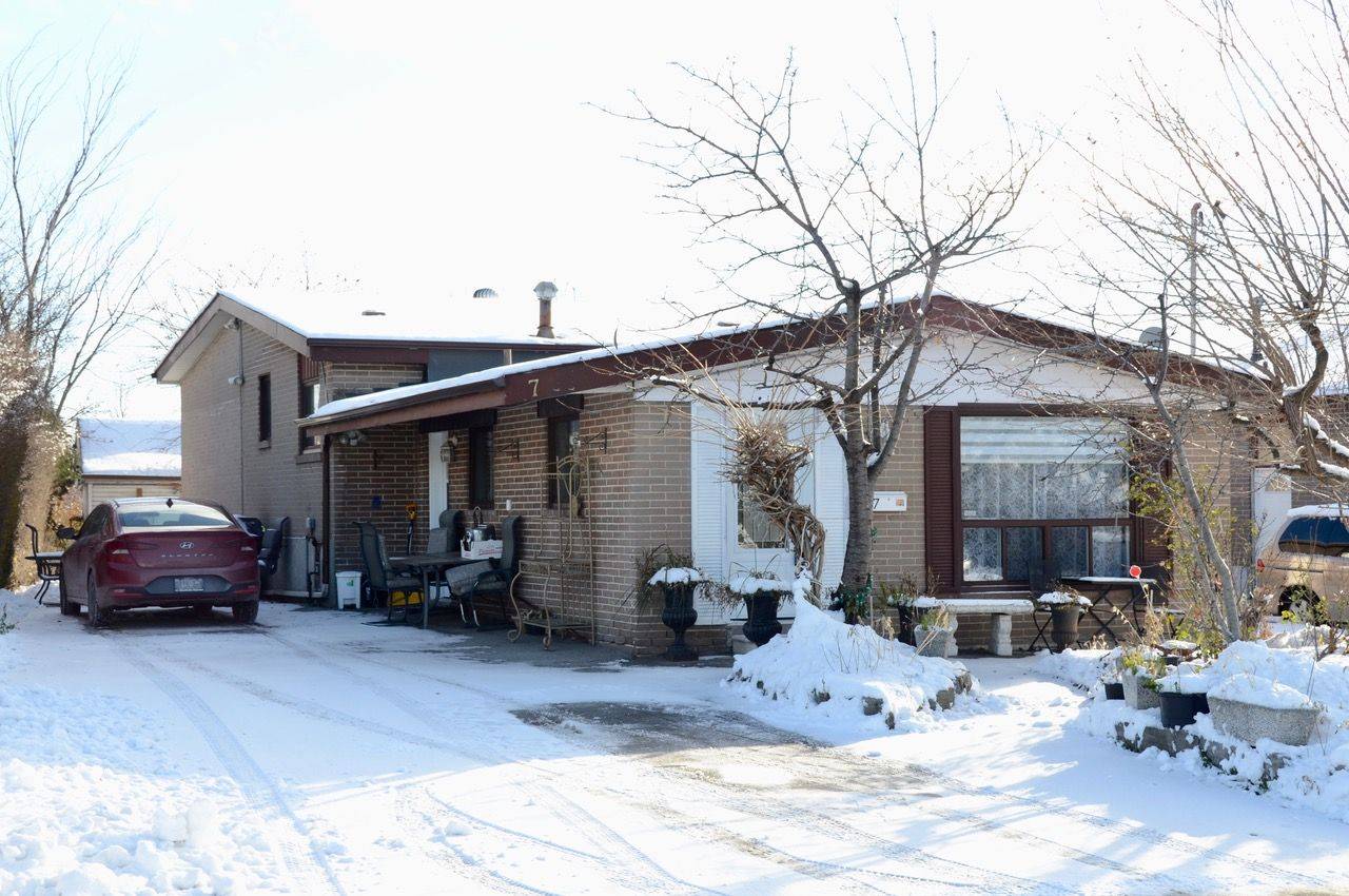 Toronto W05, ON M3N 1S1,7 Bimini CRES