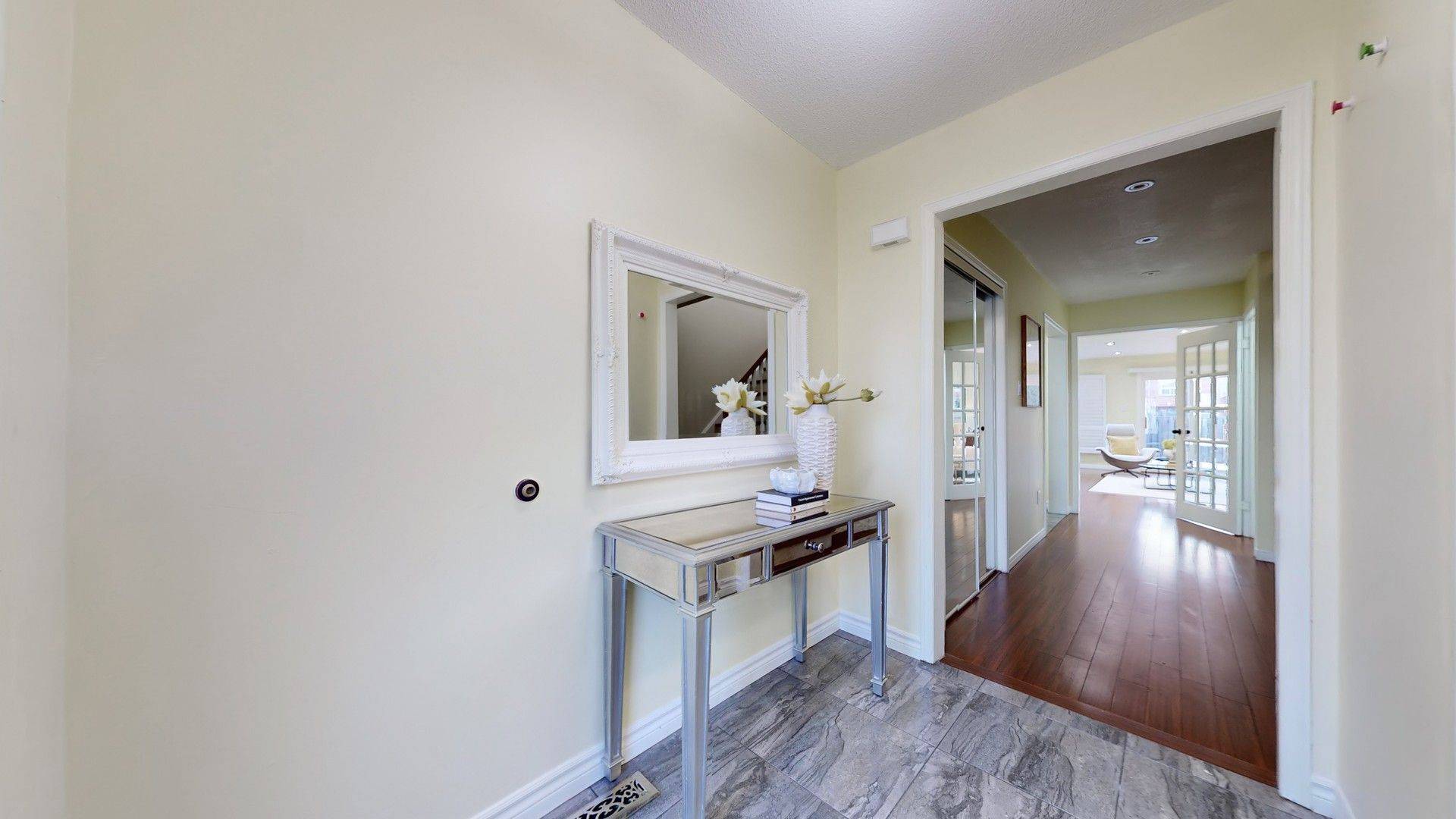 Oakville, ON L6M 3E2,2231 Shipwright RD