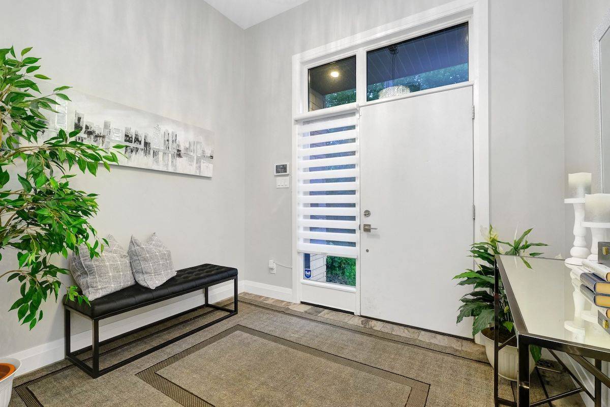 Overbrook - Castleheights And Area, ON K1K 1R9,319 Glynn AVE