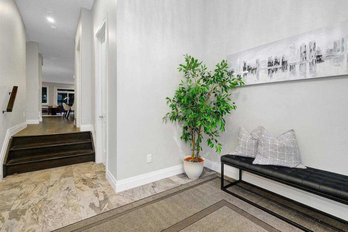 Overbrook - Castleheights And Area, ON K1K 1R9,319 Glynn AVE