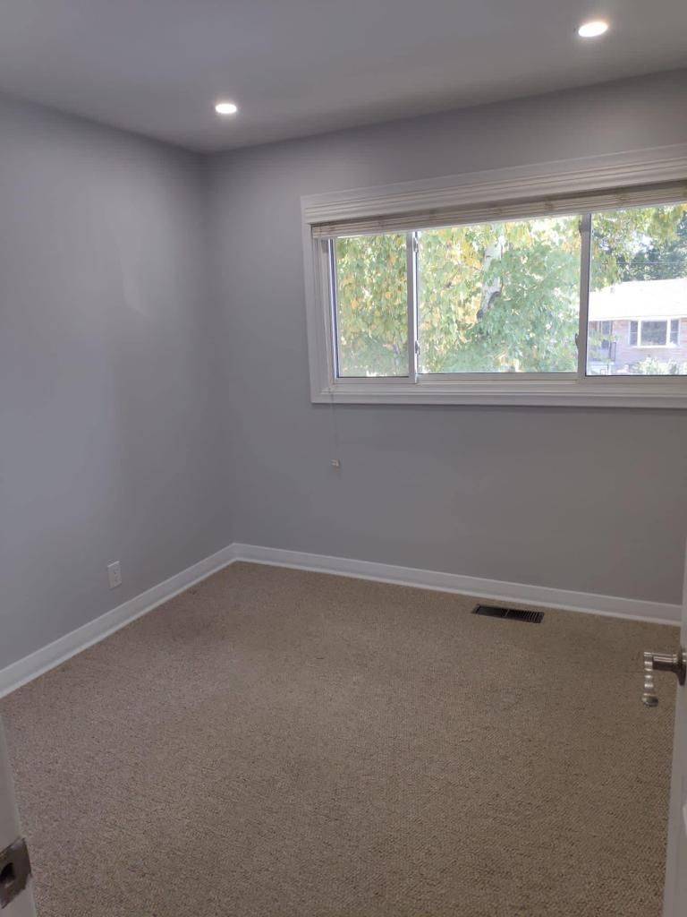 Guelph, ON N1H 1H7,50 June AVE