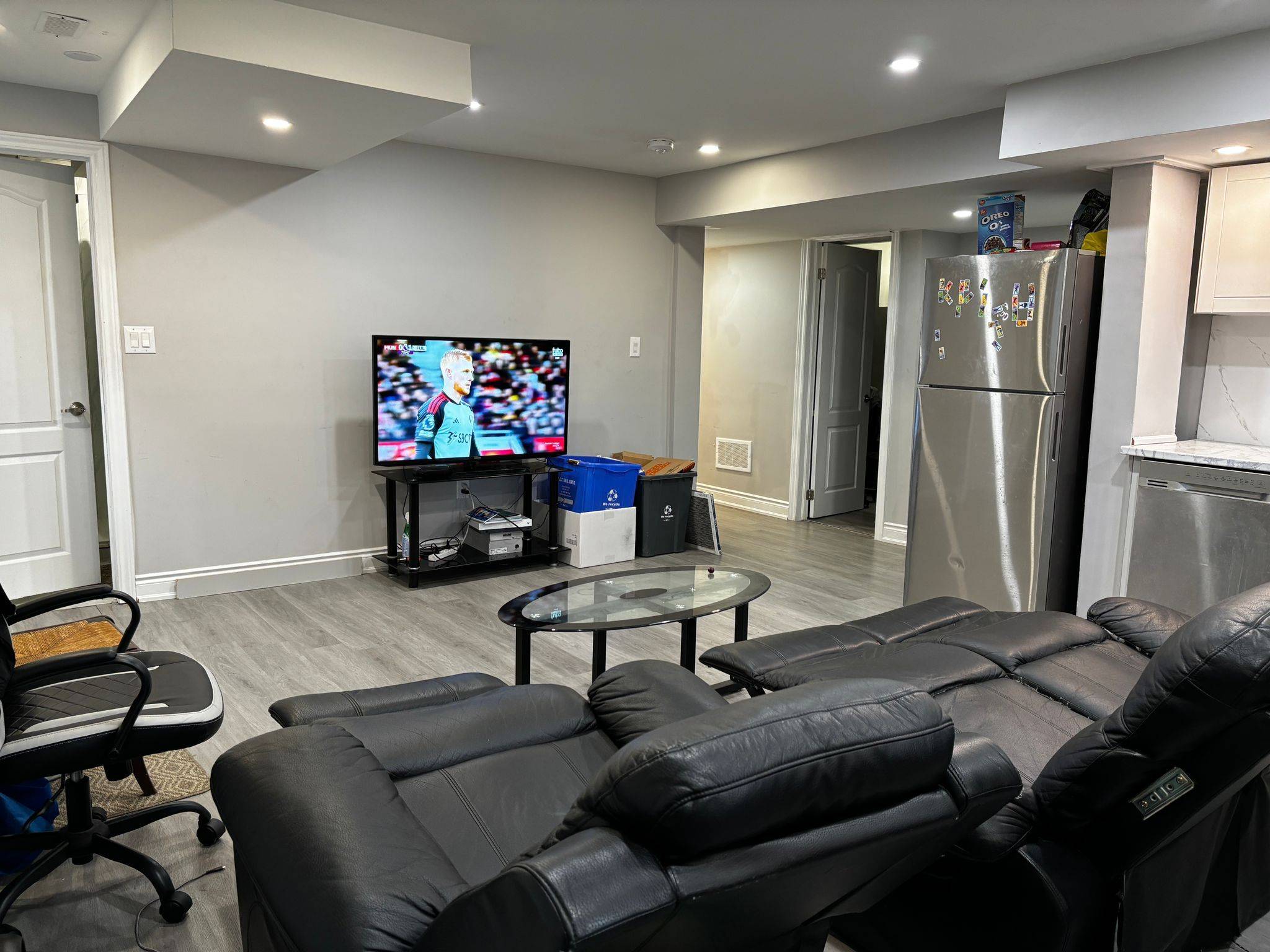 Thorold, ON L2V 0G4,11 Overholt DR #Lower