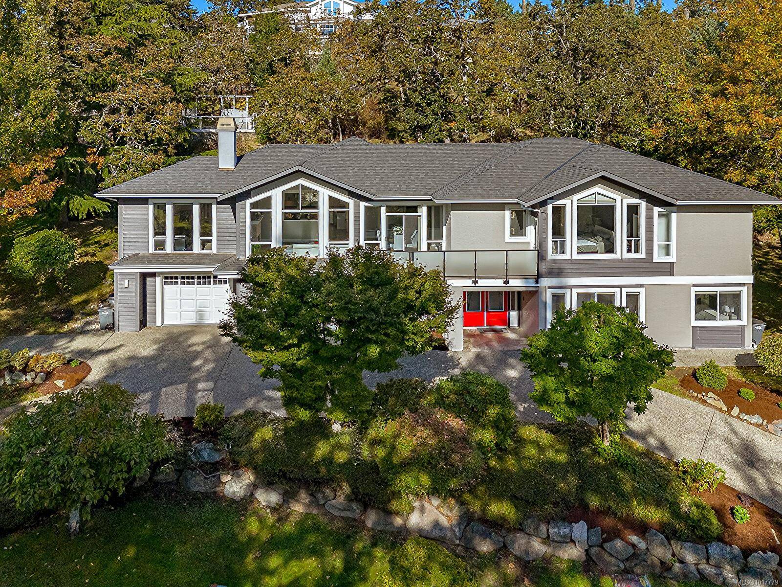Saanich, BC V8X 5G7,1062 Valewood Trail