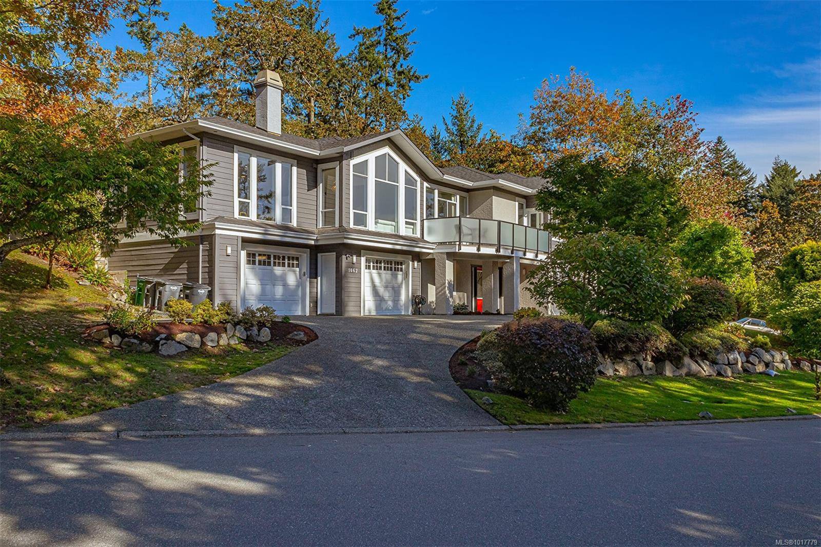 Saanich, BC V8X 5G7,1062 Valewood Trail