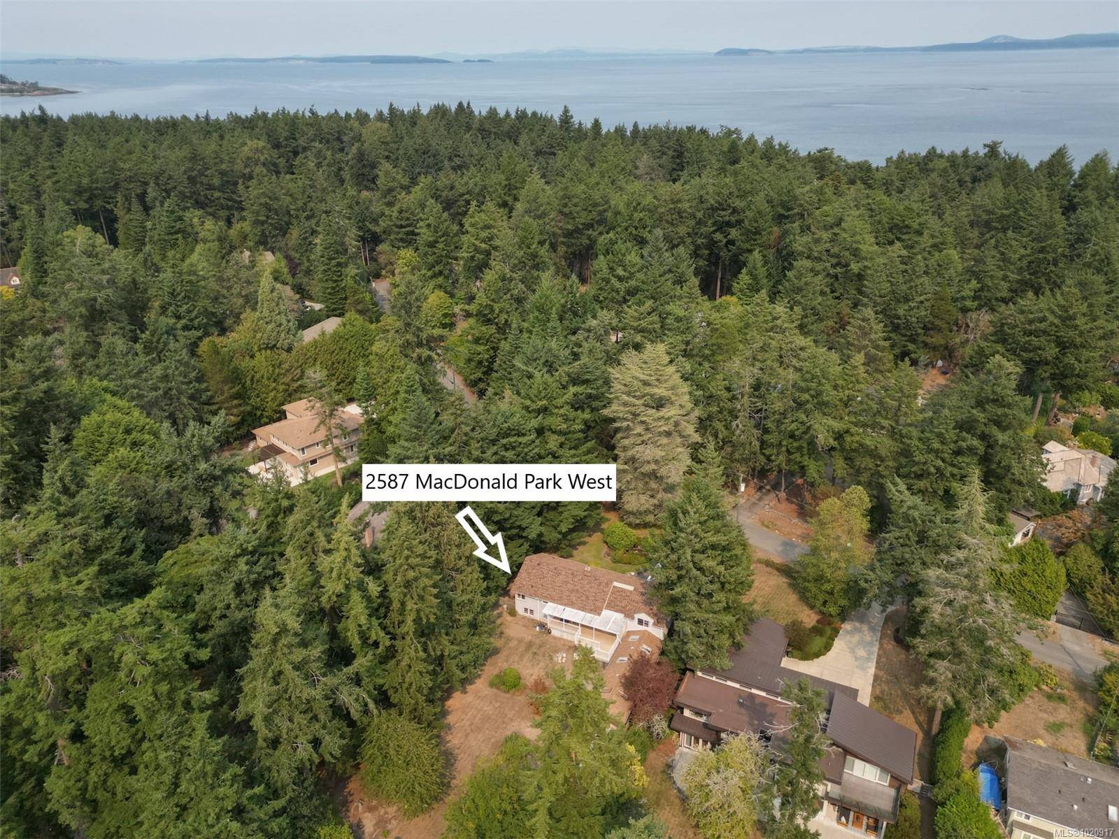 Saanich, BC V8N 1X7,2587 MacDonald Dr W