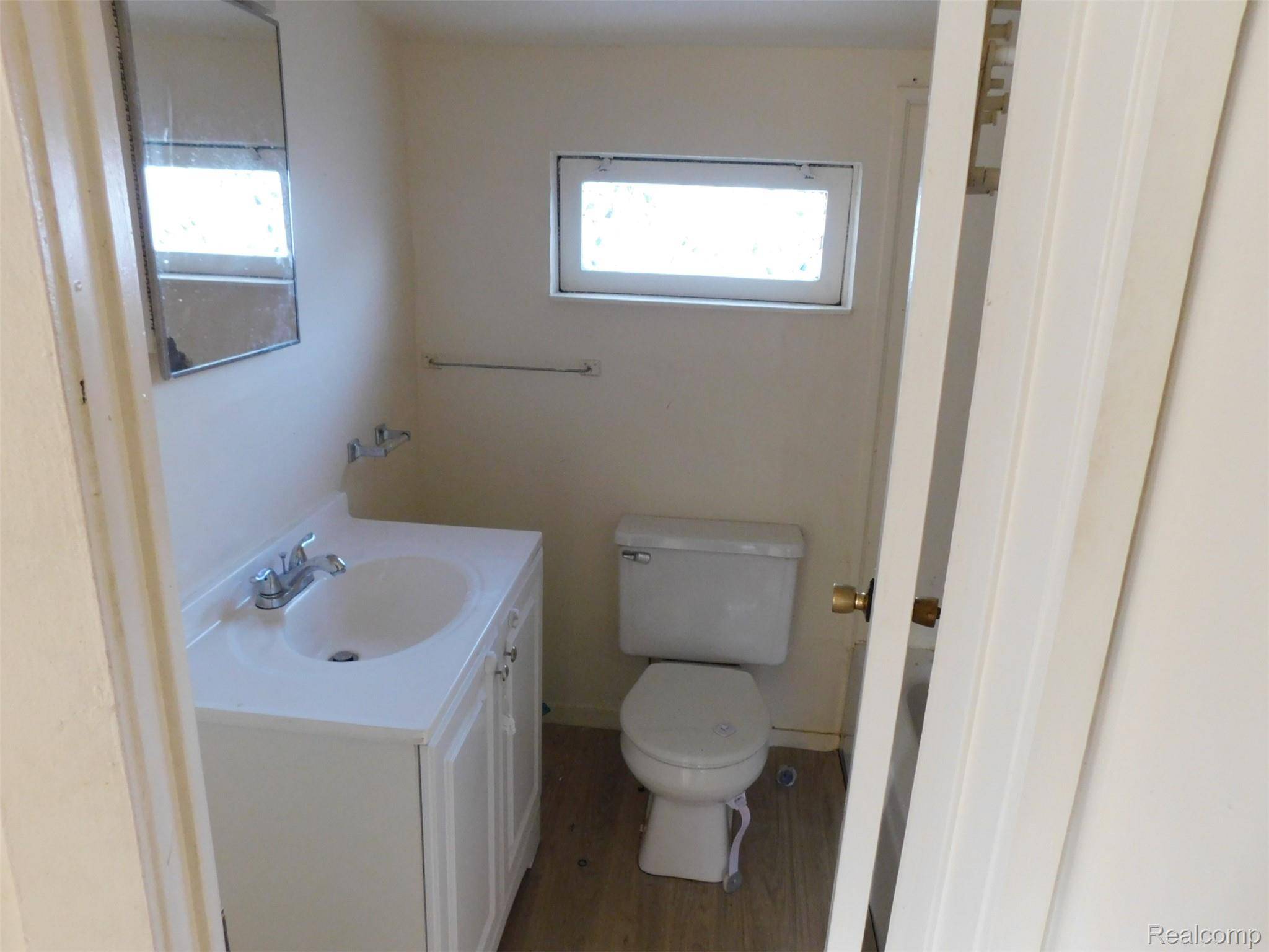 Port Huron, MI 48060,1104 Minnie ST