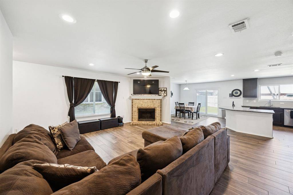 Fort Worth, TX 76177,9428 Tierra Verde Drive