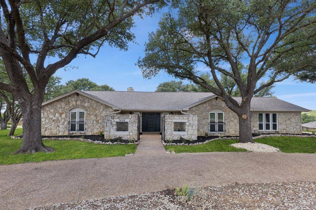 Fort Worth, TX 76179,7408 Golf Club Drive