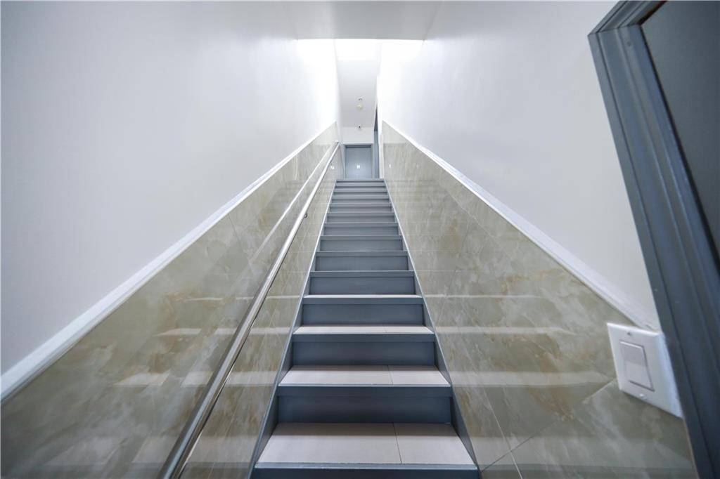 Brooklyn, NY 11232,3903 7th AVE