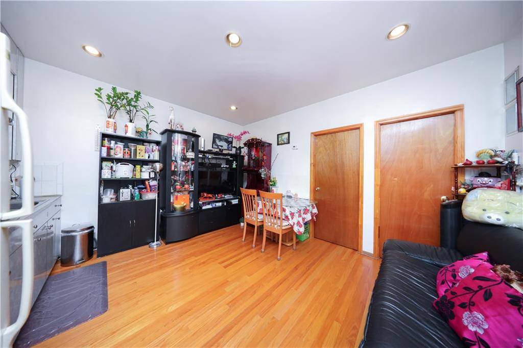 Brooklyn, NY 11232,3903 7th AVE