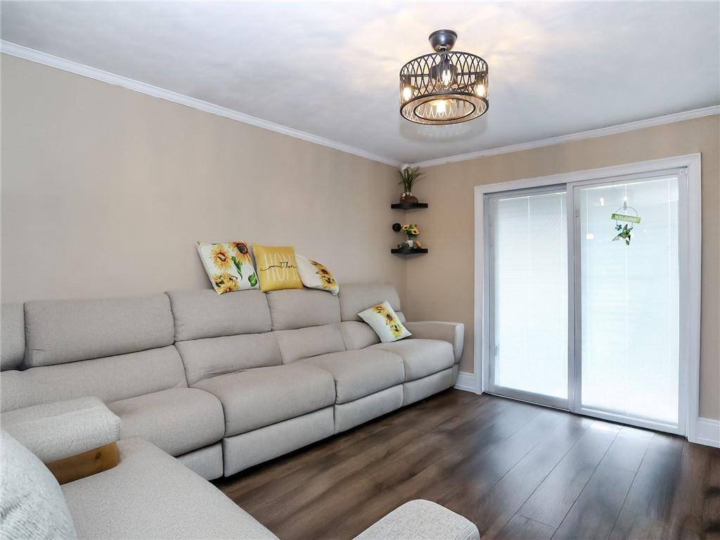 Staten  Island, NY 10306,148 Hopkins AVE