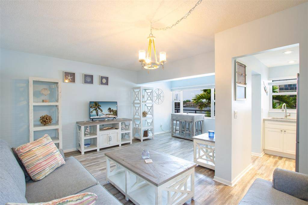 Fort Lauderdale, FL 33304,9 N Birch Rd #401