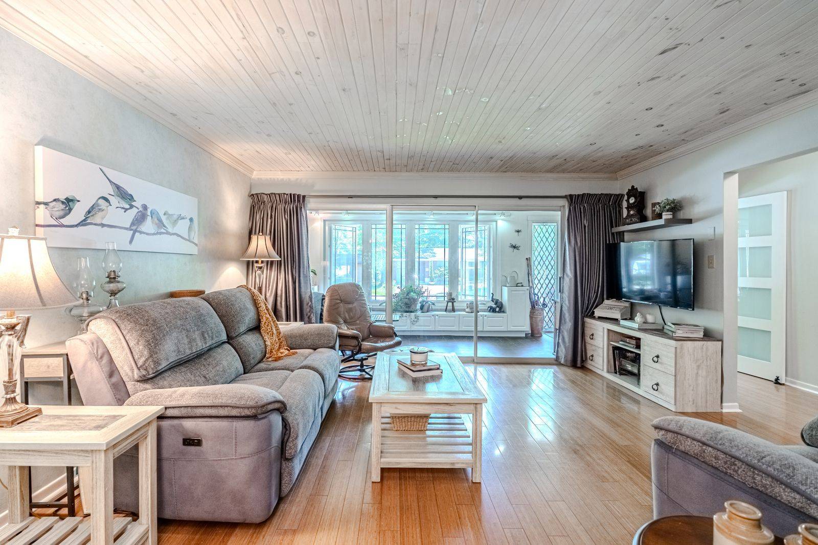 Midland, ON L4R 1S7,828 Dominion AVE