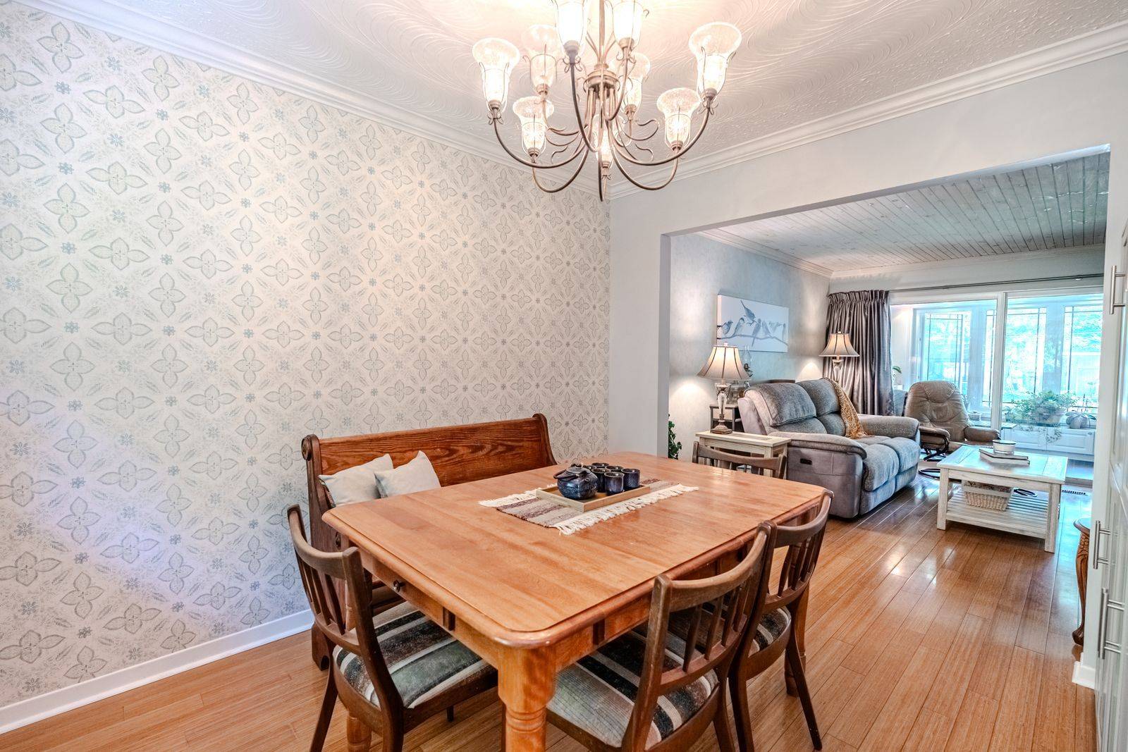 Midland, ON L4R 1S7,828 Dominion AVE