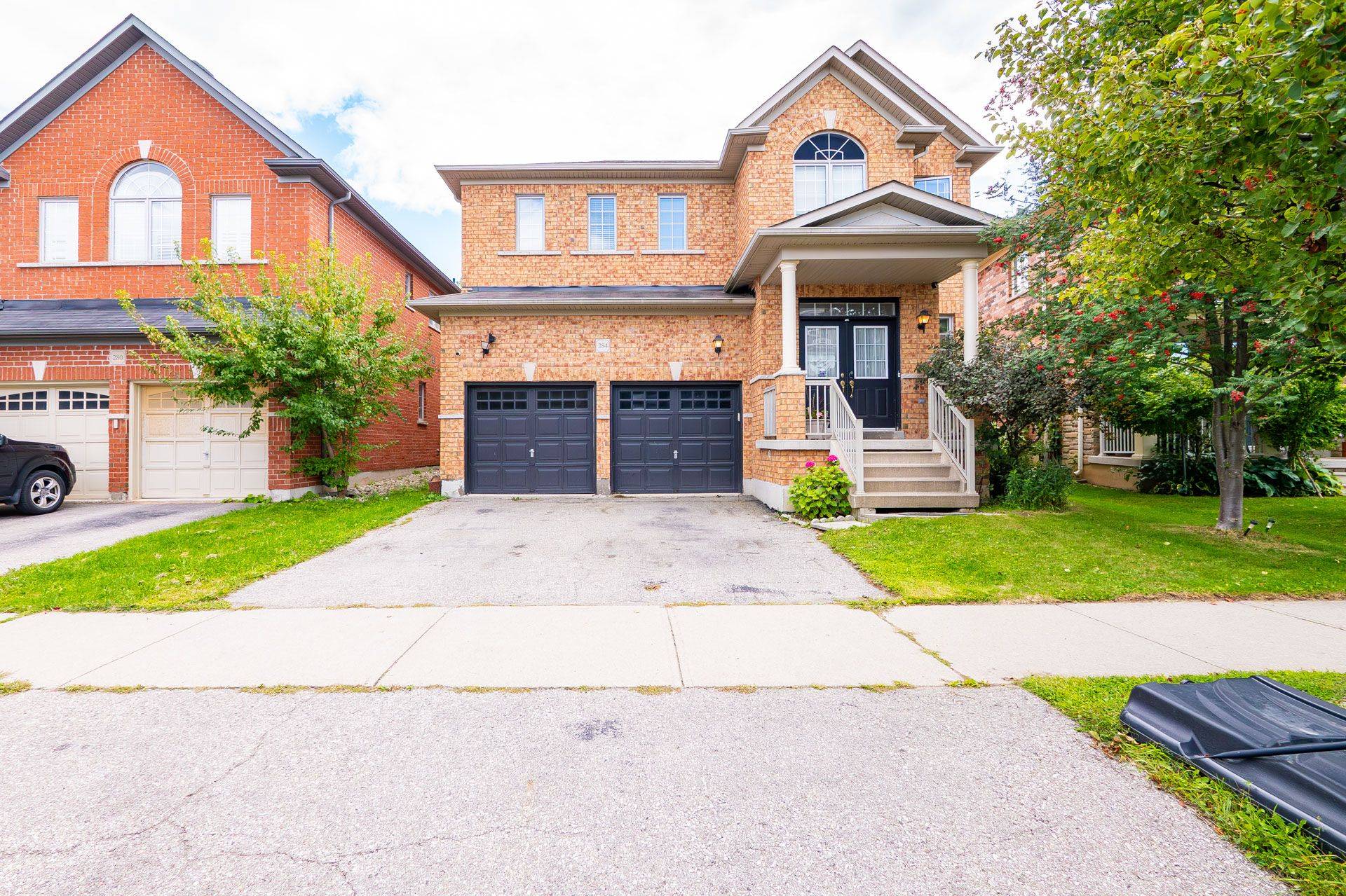 Milton, ON L9T 0R2,284 Holmes CRES