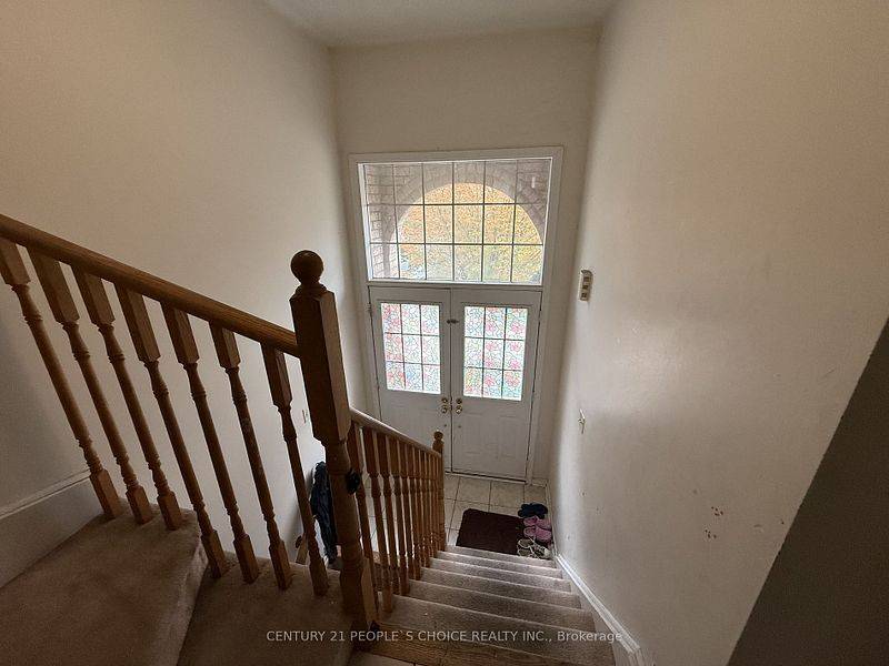 Mississauga, ON L5R 0B4,5797 Tiz RD