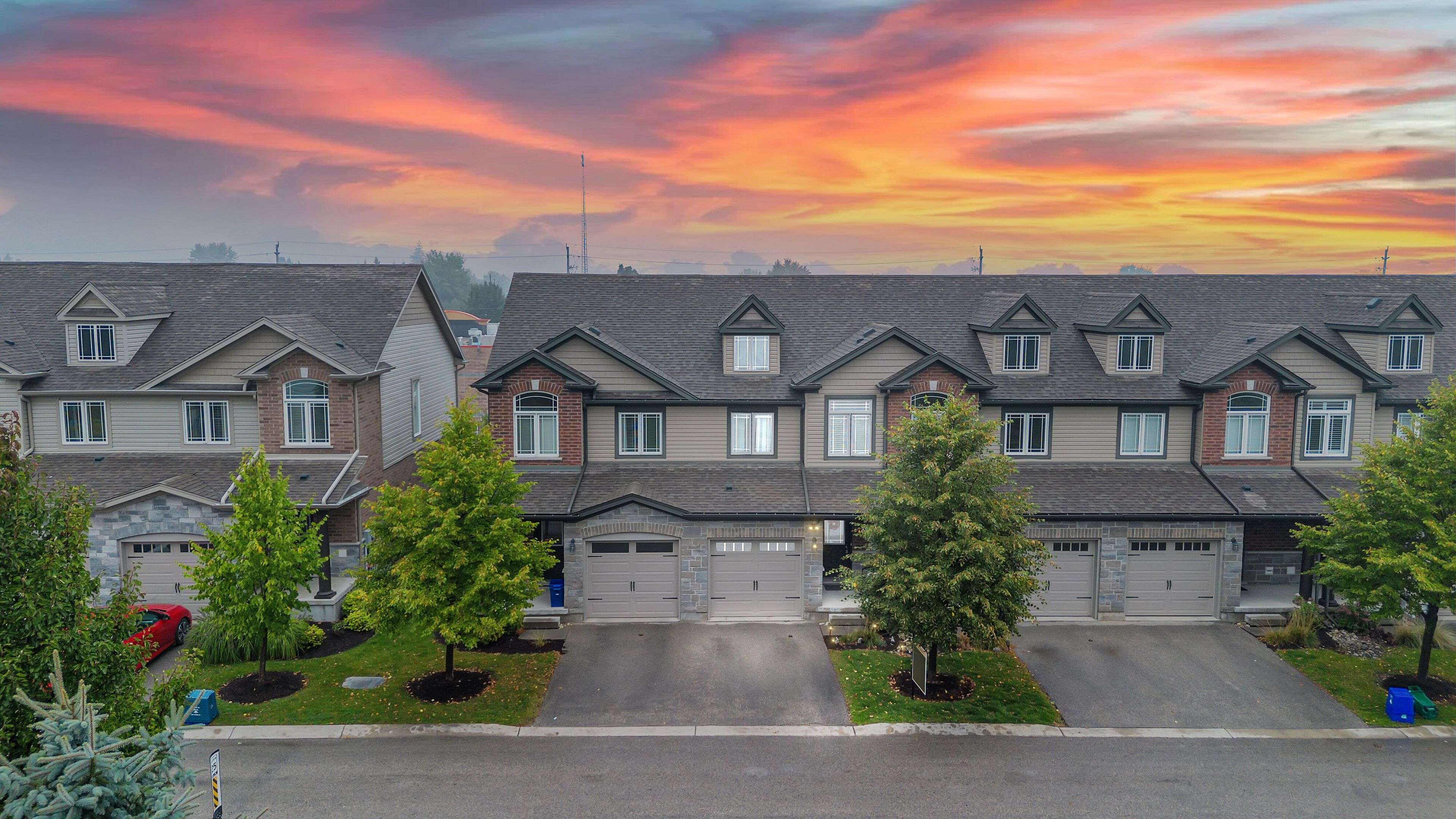 Centre Wellington, ON N1M 0C4,77 Westminster CRES #68