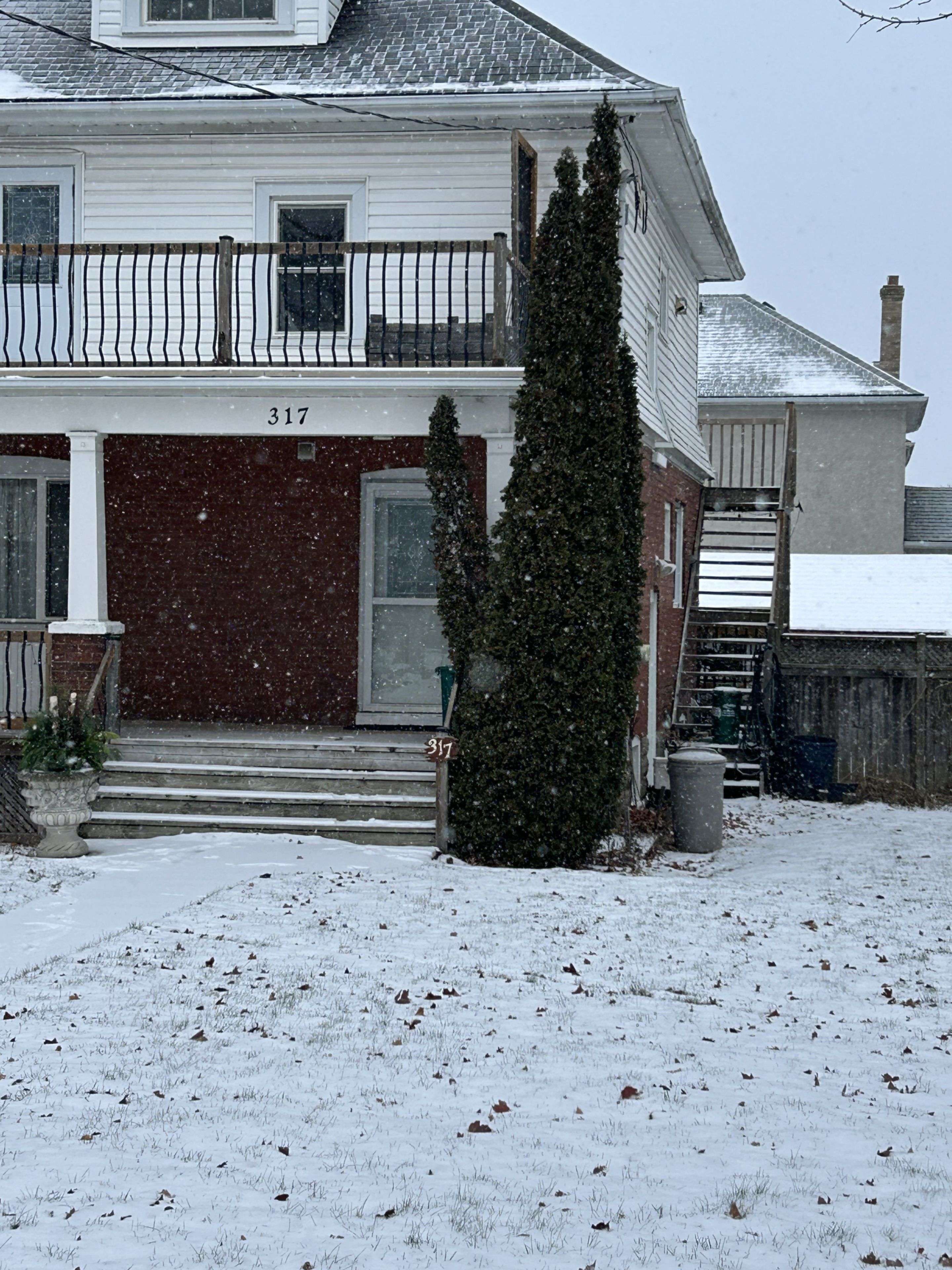 St. Catharines, ON L2P 2X7,317 Queenston ST #2