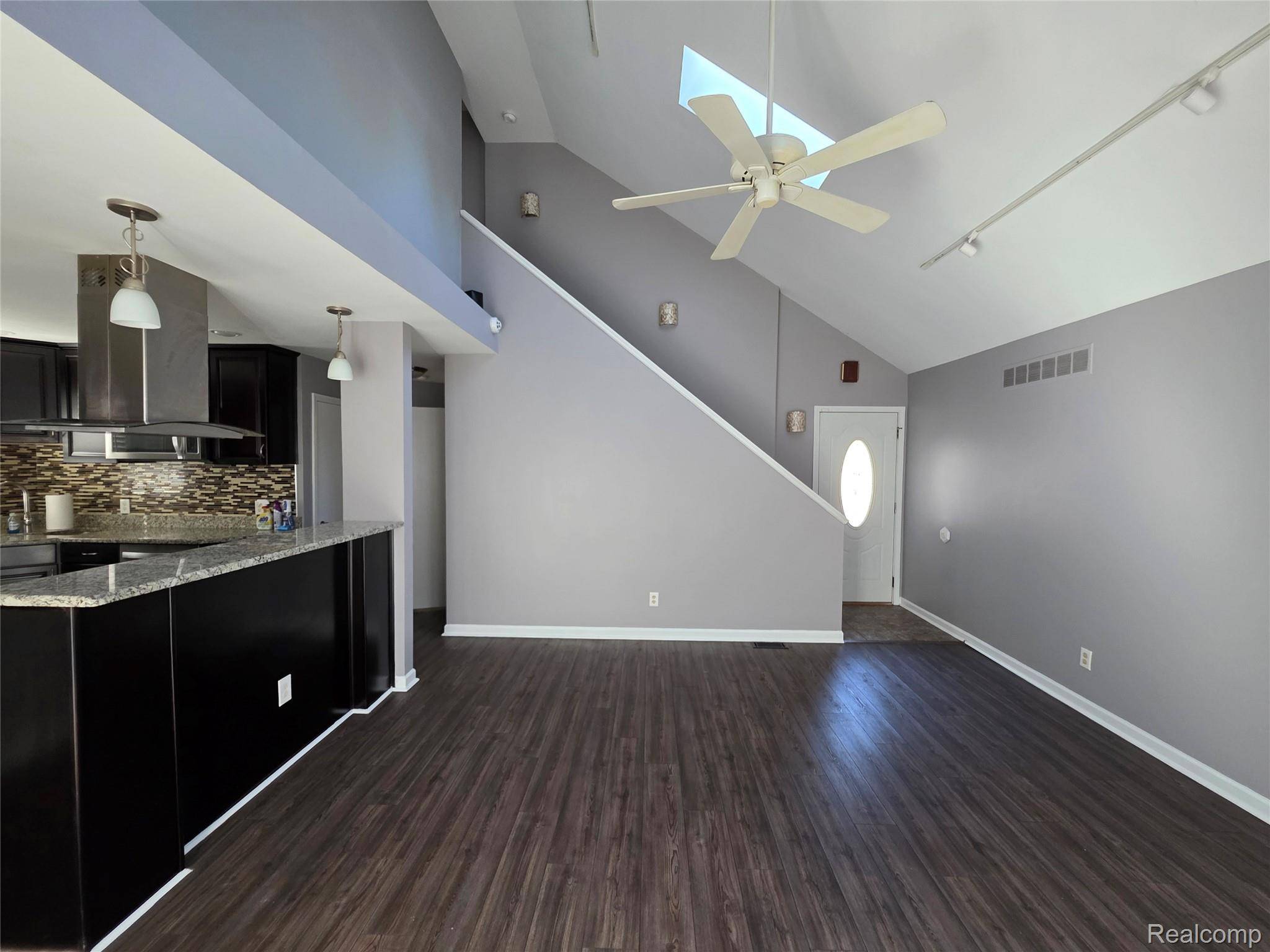 Redford, MI 48240,18626 Inkster RD