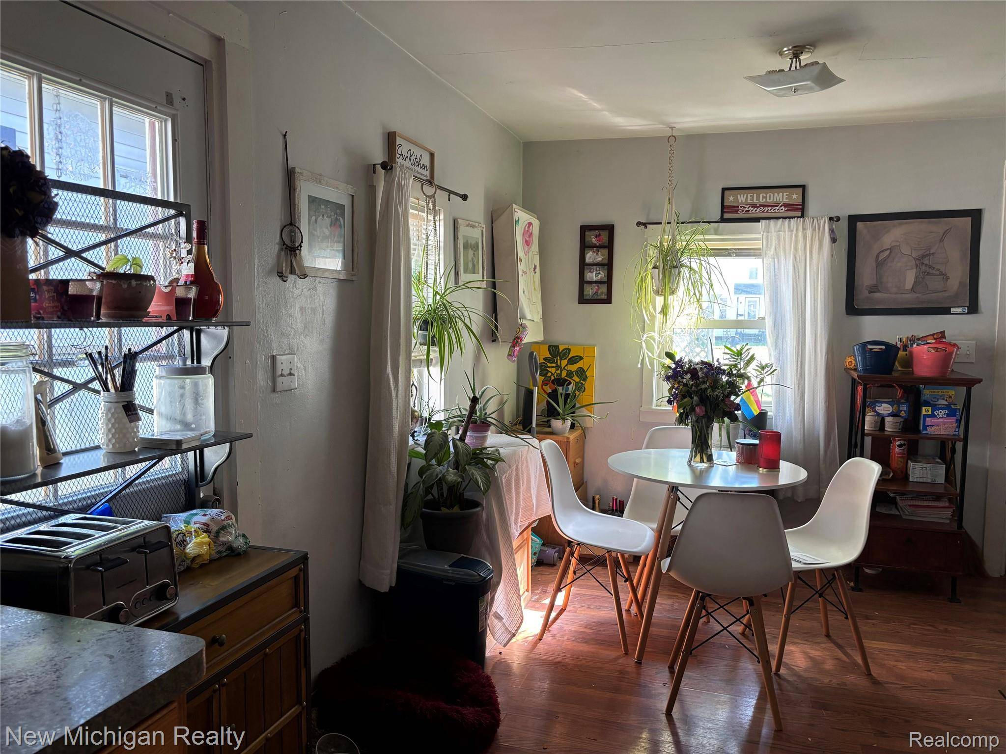 St. Johns, MI 48879,108 Floral AVE