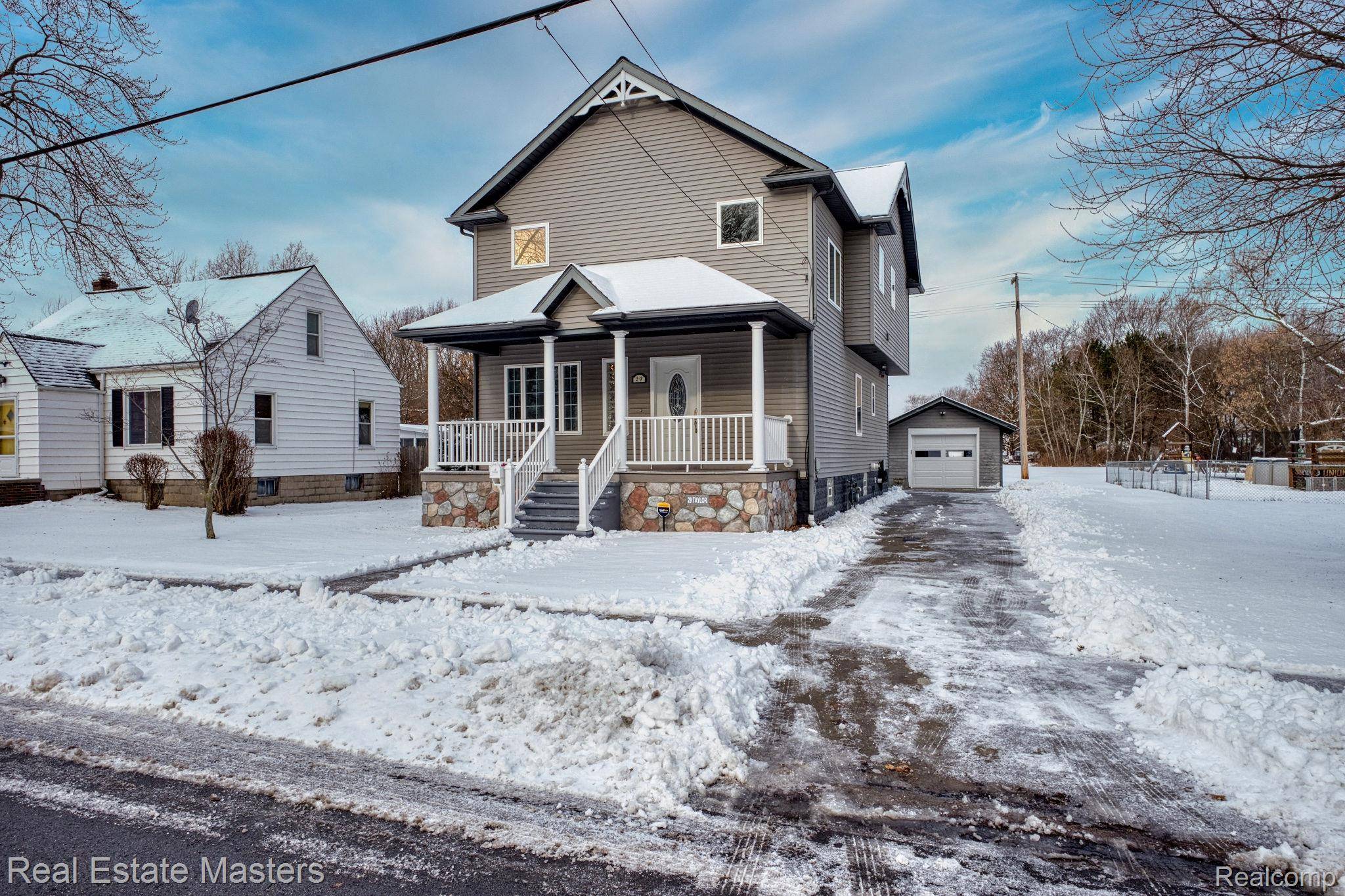 Port Huron, MI 48060,29 Taylor ST