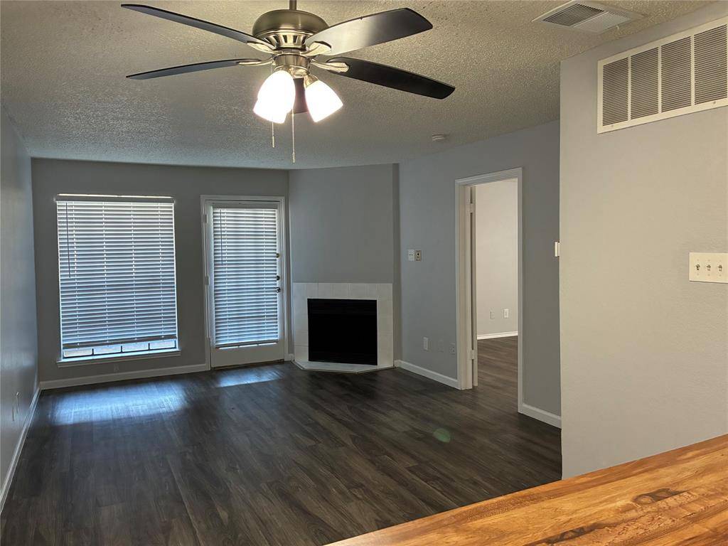 Dallas, TX 75231,6108 Abrams Road #306