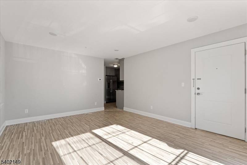 Newark City, NJ 07104,118 Oraton St