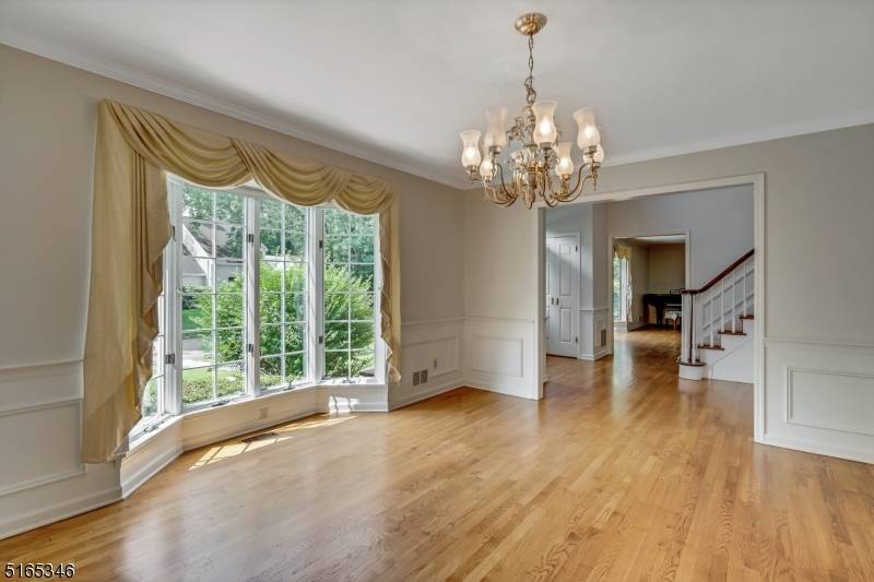 Summit City, NJ 07901,34 Woodmere Dr