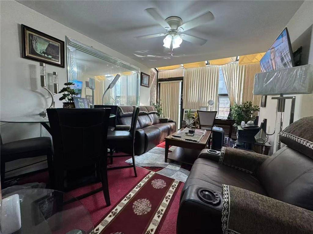 Brooklyn, NY 11234,1072 East 73rd ST #93