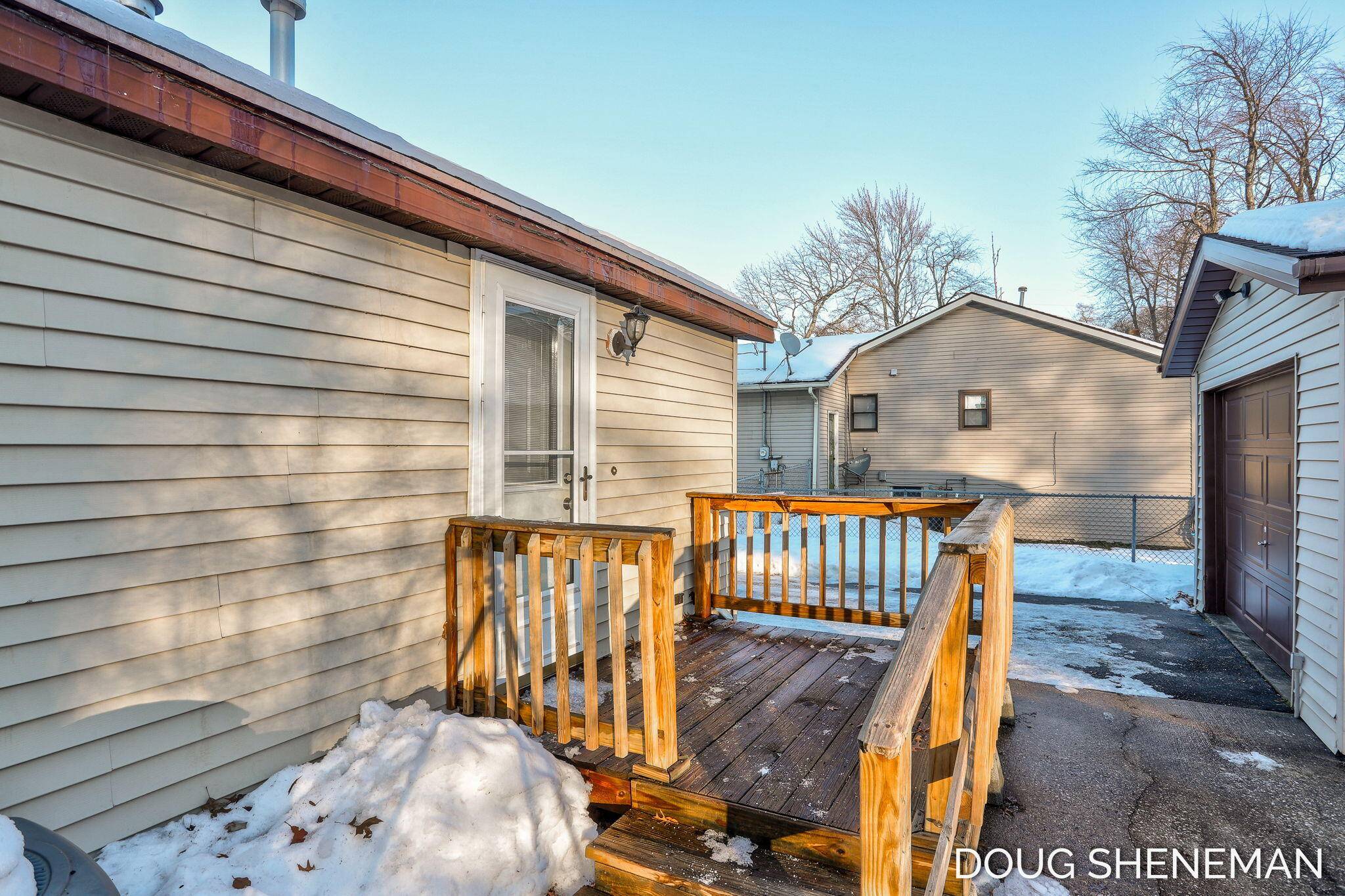 Holland, MI 49424,138 Riley ST