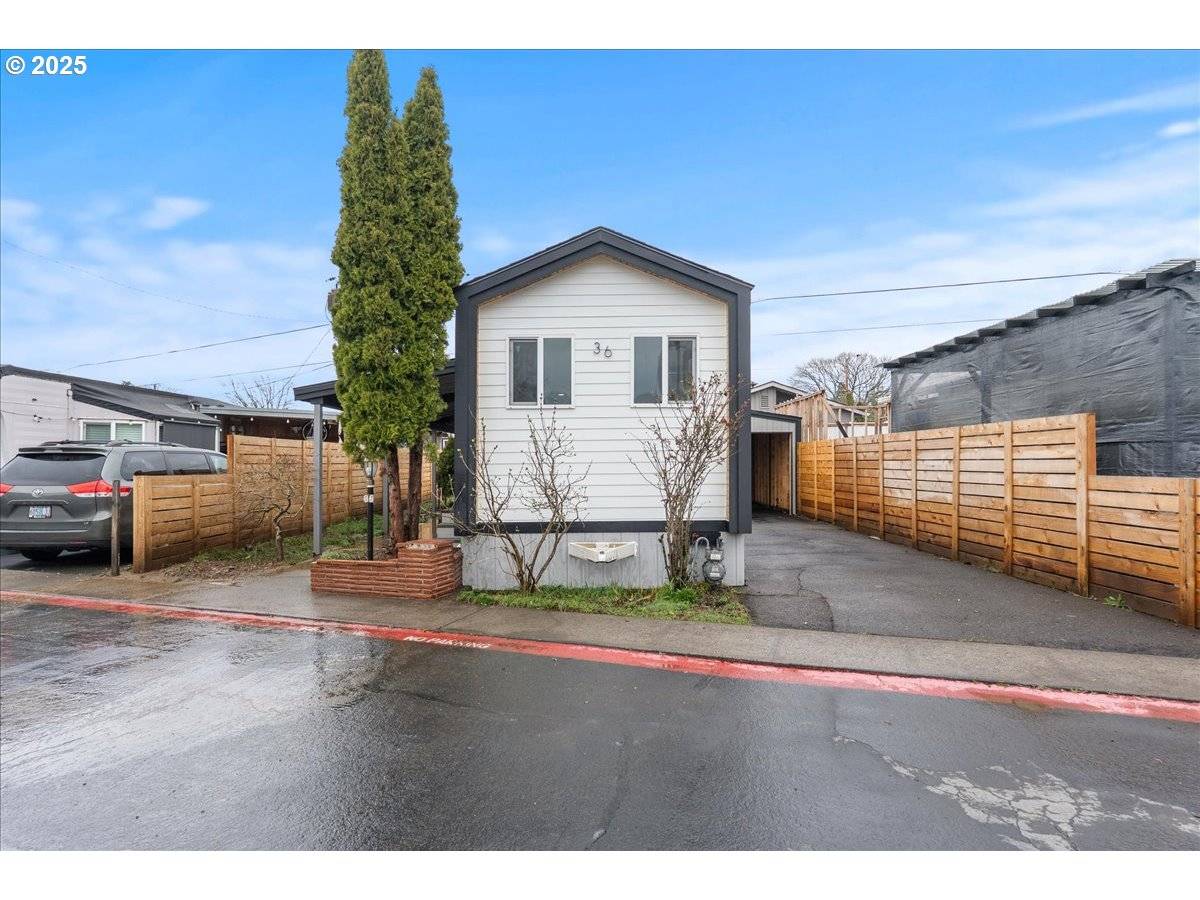 Happy Valley, OR 97086,8951 SE Fuller RD #36