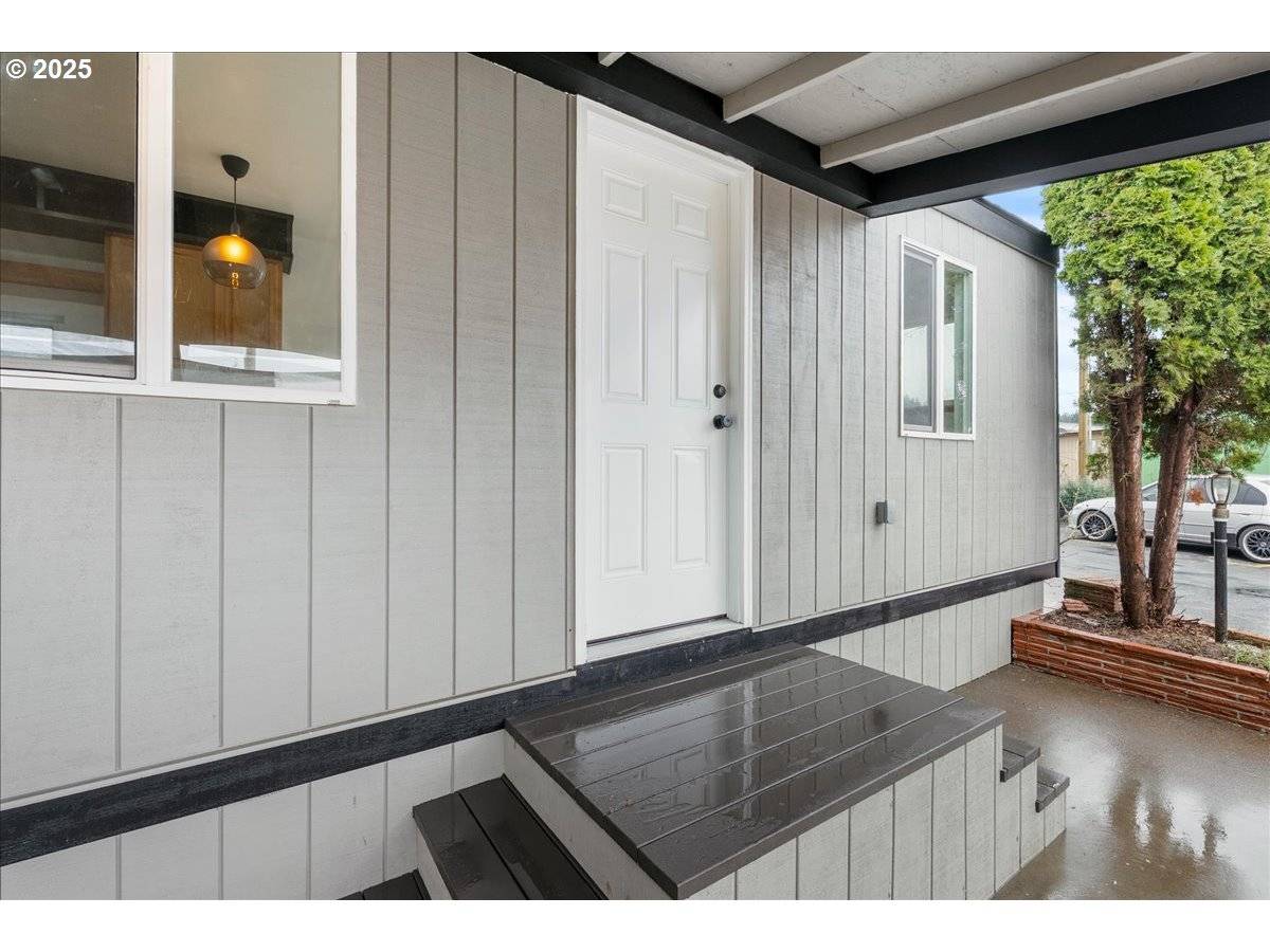 Happy Valley, OR 97086,8951 SE Fuller RD #36