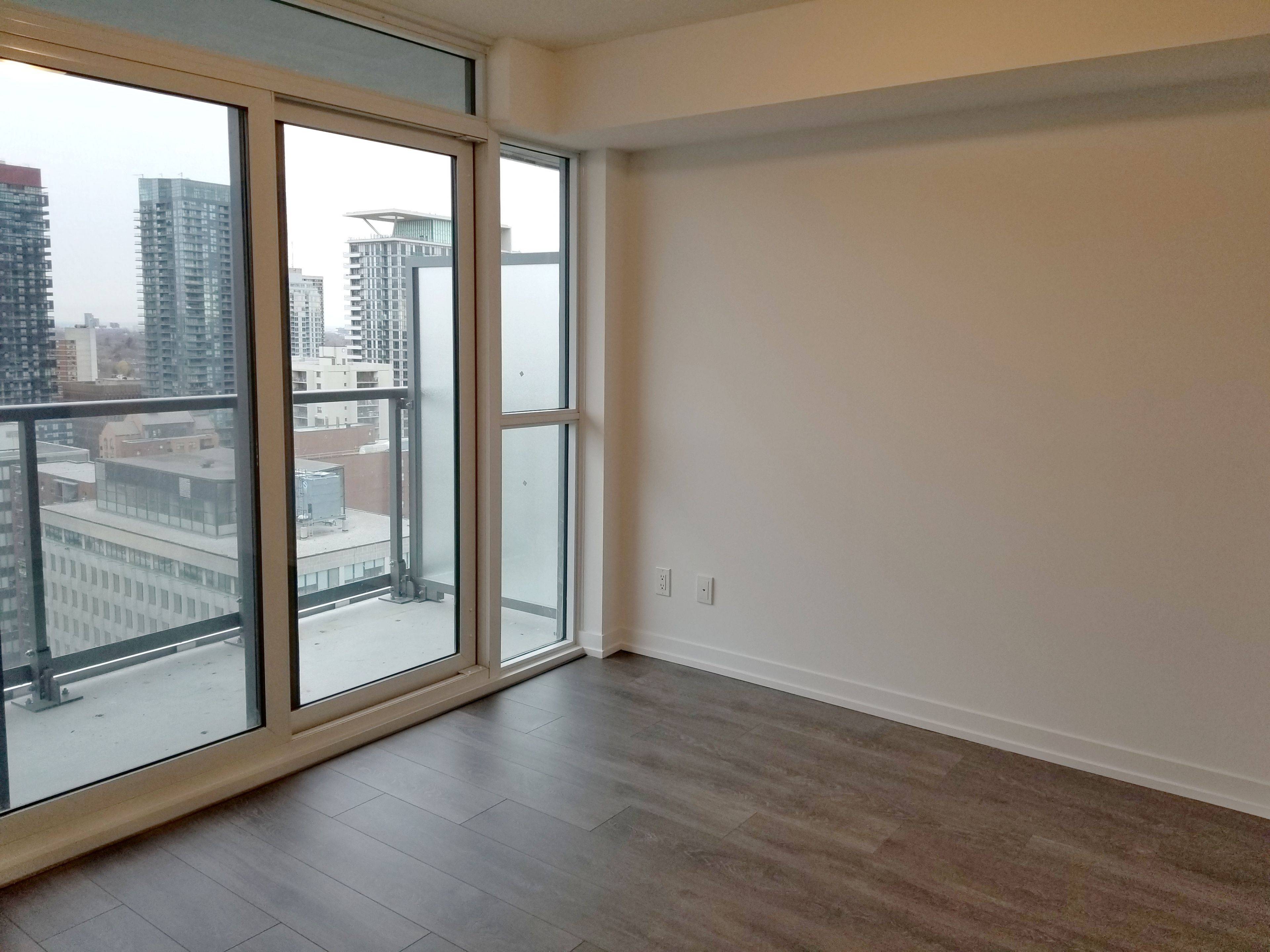 Toronto C10, ON M4S 0B5,125 Redpath AVE #2307