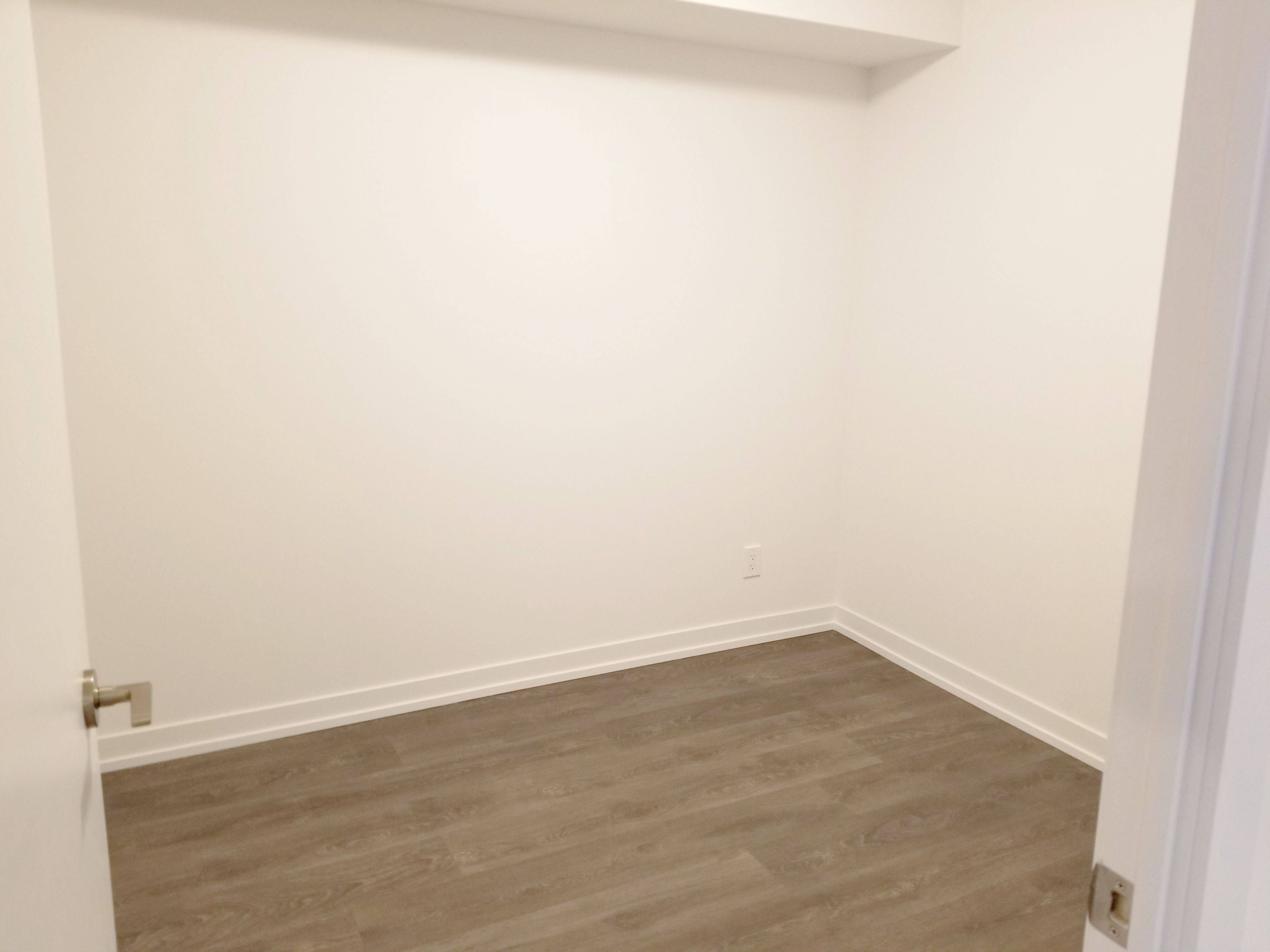 Toronto C10, ON M4S 0B5,125 Redpath AVE #2307