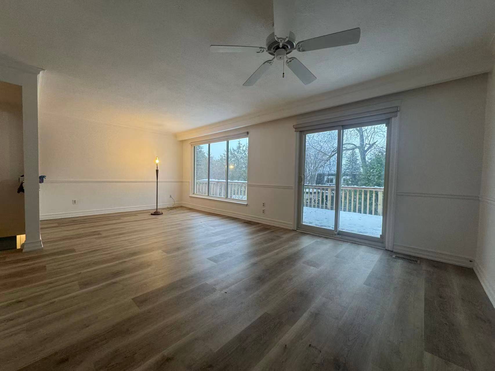 Markham, ON L3P 1R5,6 Lincoln Green DR #Main