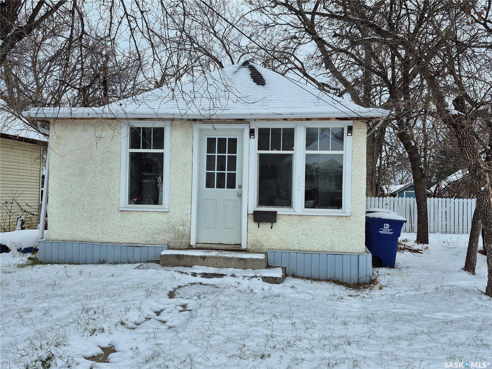 Weyburn, SK S4H 1C4,212 7th STREET NE